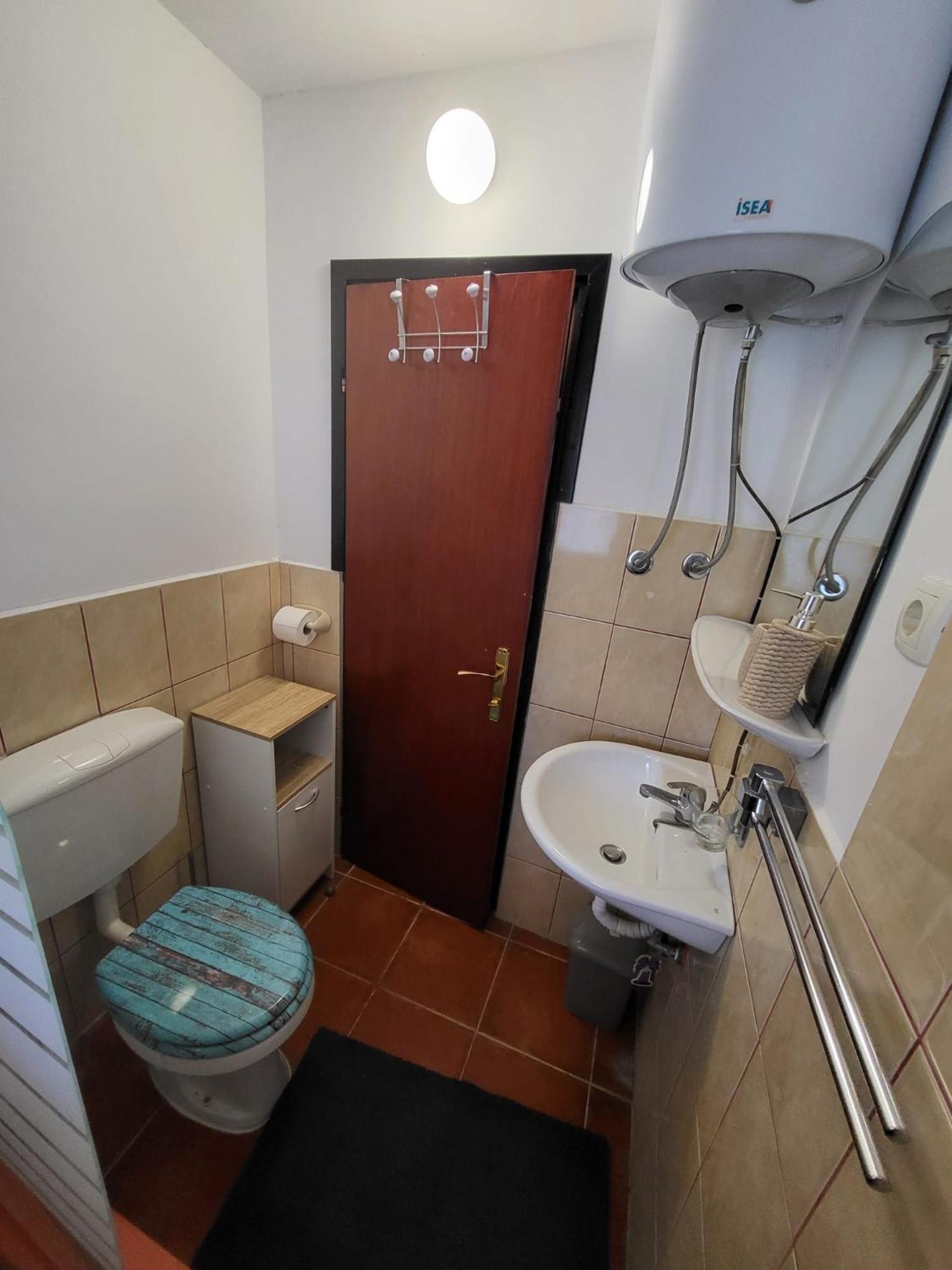 Apartment Bunjo'S Beach House Трогир Экстерьер фото